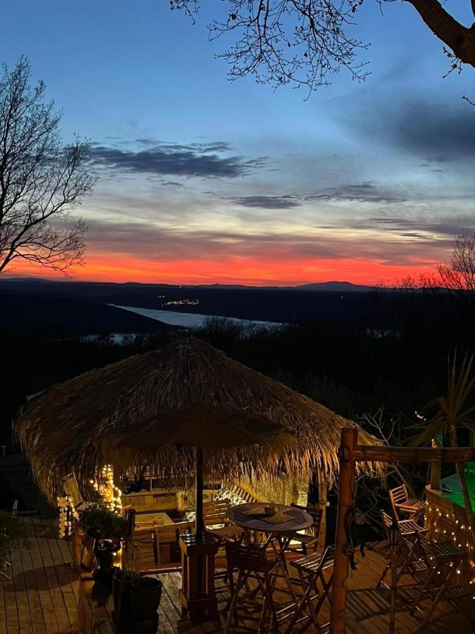 La Lyalis Bed & Breakfast Aiguines Dış mekan fotoğraf