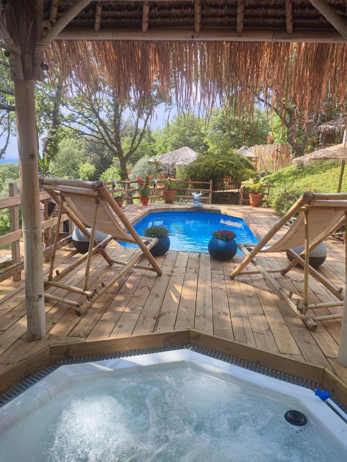 La Lyalis Bed & Breakfast Aiguines Dış mekan fotoğraf