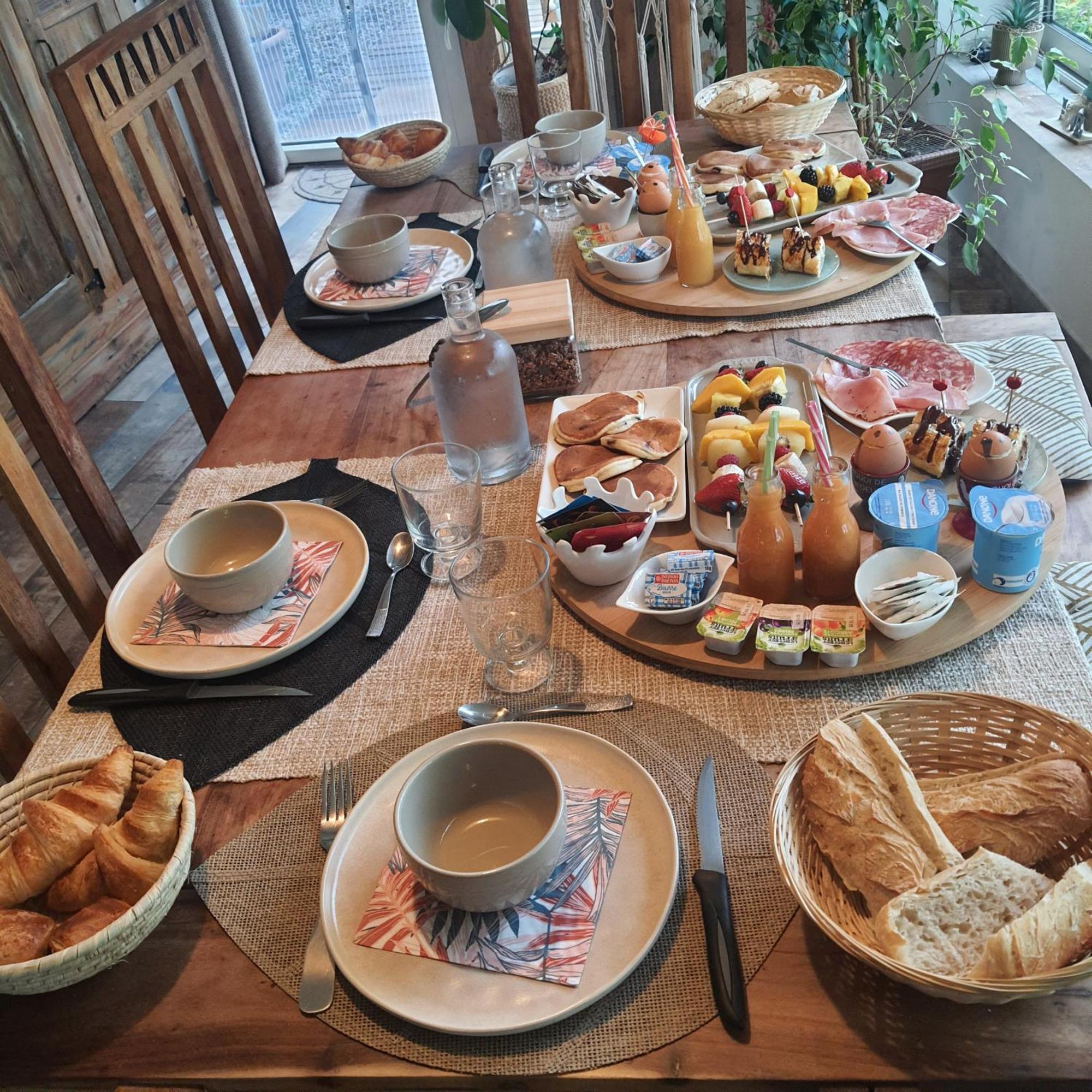 La Lyalis Bed & Breakfast Aiguines Dış mekan fotoğraf